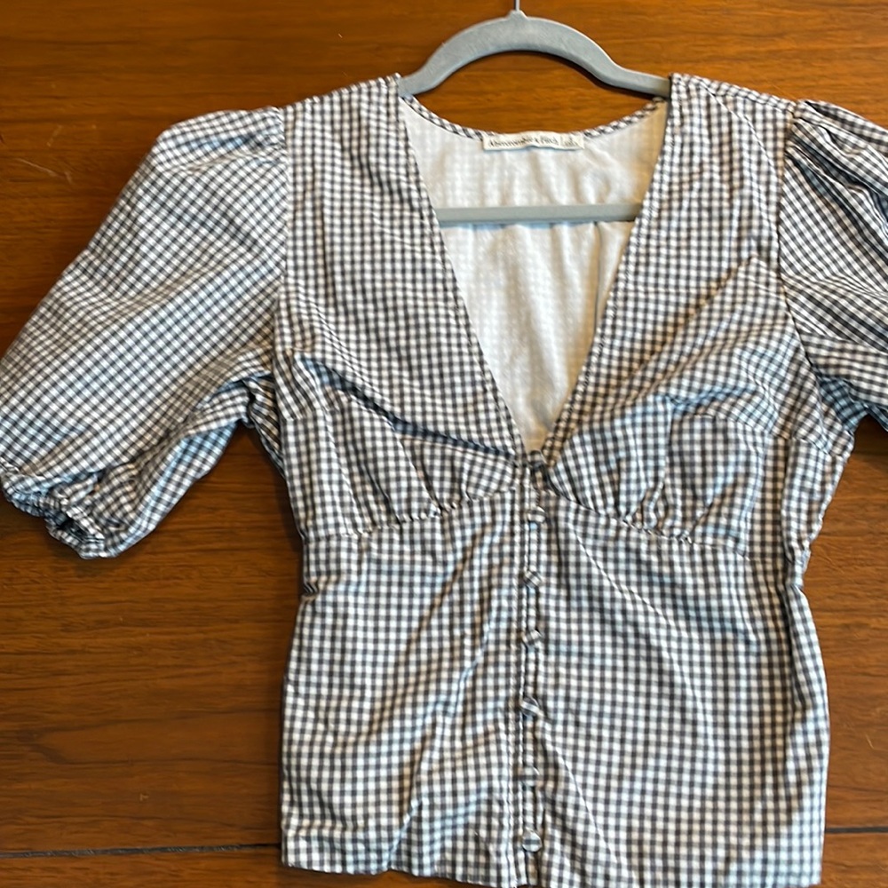 Abercrombie Puff Sleeve Poplin Blouse